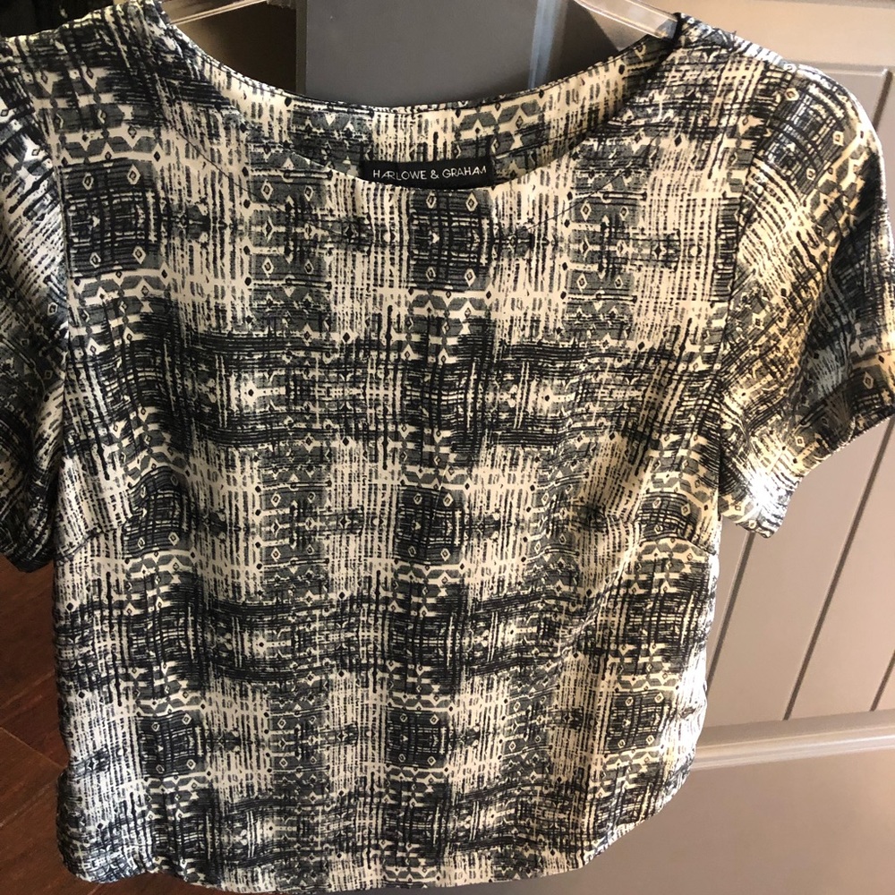 Short sleeve blouse